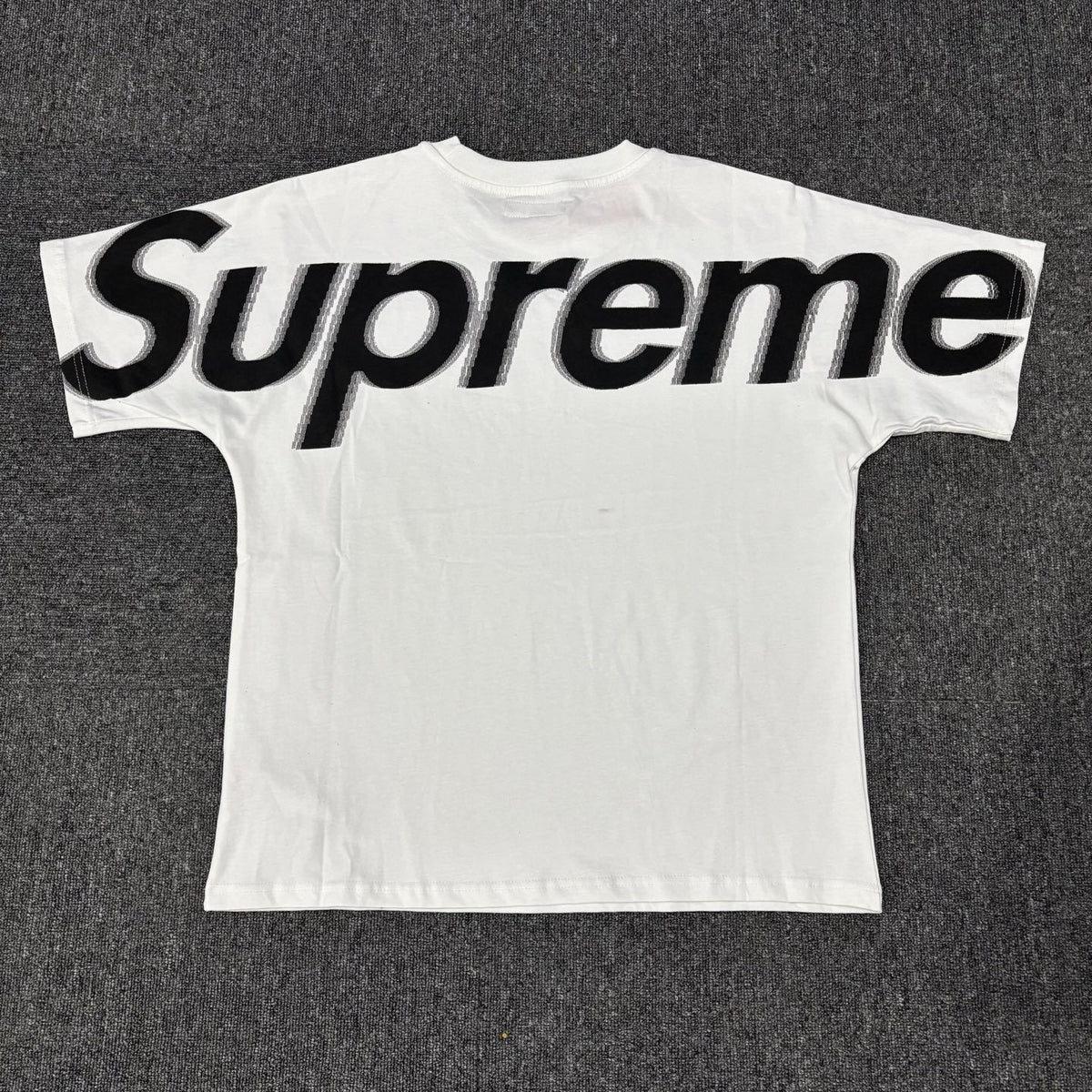 Supreme Oversized Wordmark Short-Sleeve T-Shirt