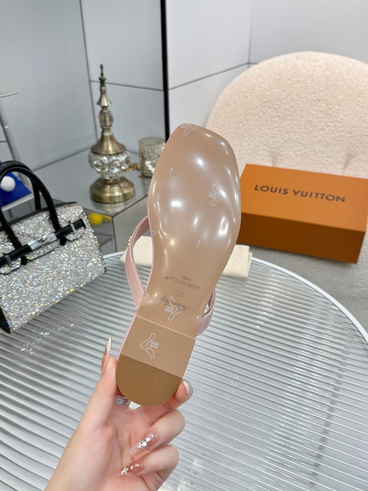 Louis Vuitton Metal-Detail Thong Sandals
